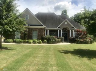 80 Maple Leaf Dr, Oxford, GA 30054