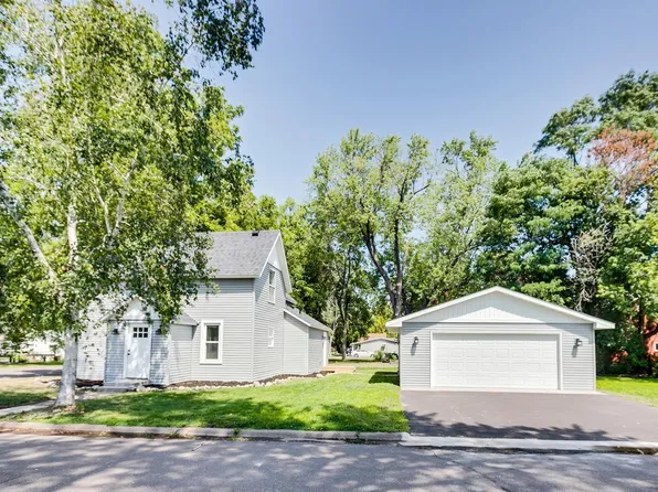 285 W 2nd St, Rush City, MN 55069