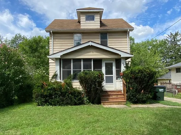 670 McKinley St, Bedford, OH 44146