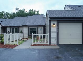 8530 Pinehurst Cir, Roanoke, VA 24019