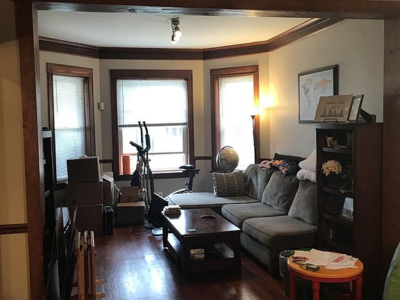 3rd image of 3104 N Davlin Ct #1