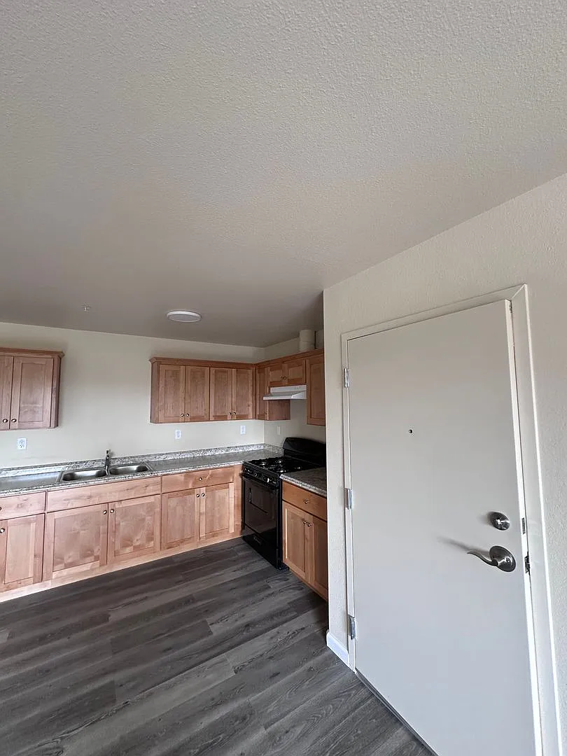 Soledad Monterey St, 1428 (Rental) — Photo 4