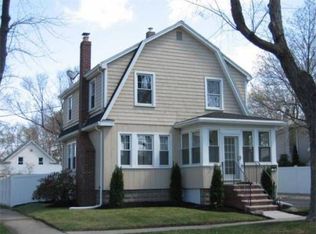 78 Cleveland Ave, Saugus, MA 01906