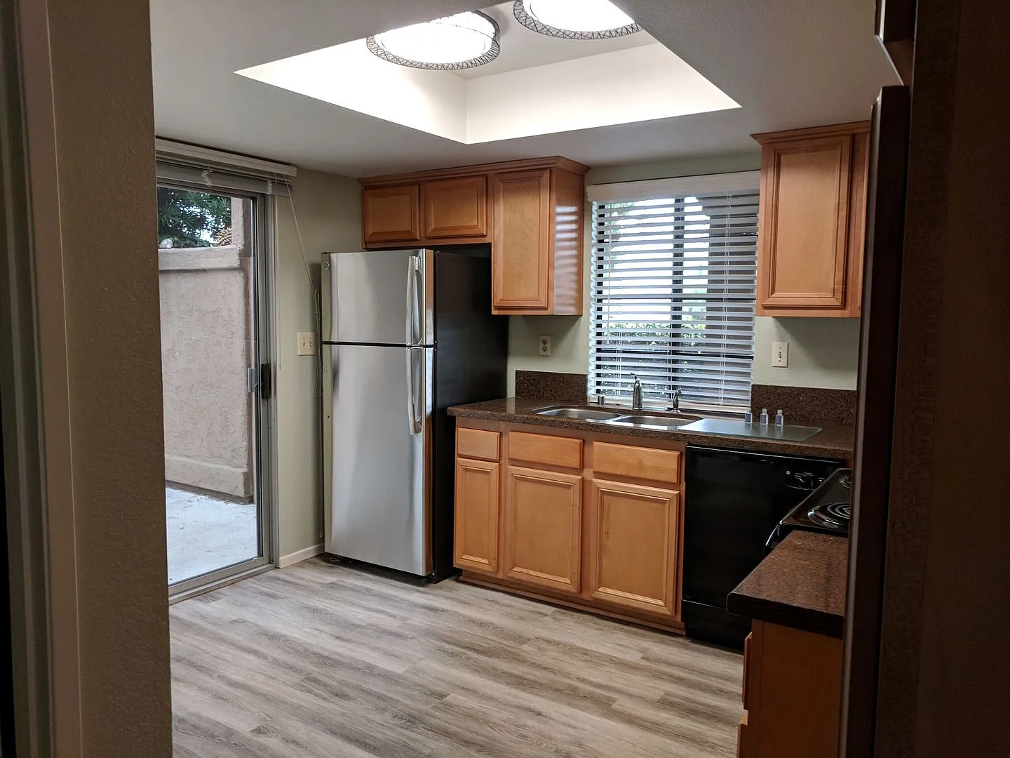 4957 Del Monte Ave — Photo 3
