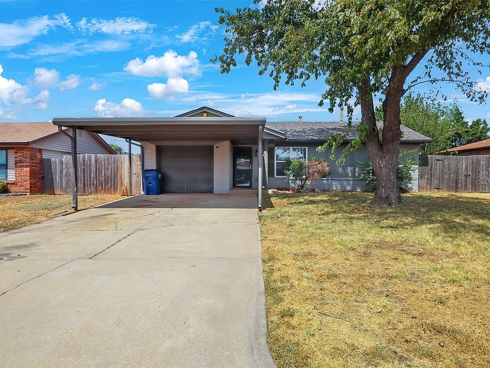 1st image of 325 W Maple Branch Way