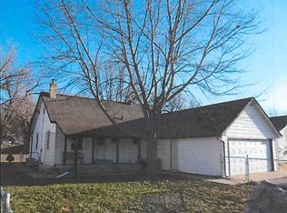 706 W Alma St, Saint Marys, KS 66536