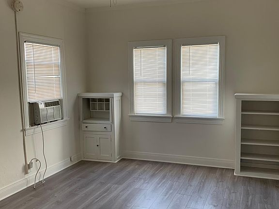 3rd image of 325 S Glendale Ave #7