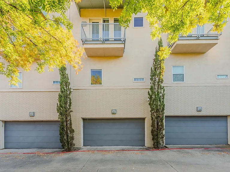 6927 Sumner St — Photo 43