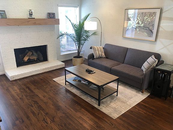 3rd image of 2507 Bering Dr Unit 3