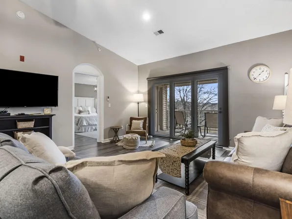 350 S Wildwood Drive #10 BLDG B, Branson, MO 65616