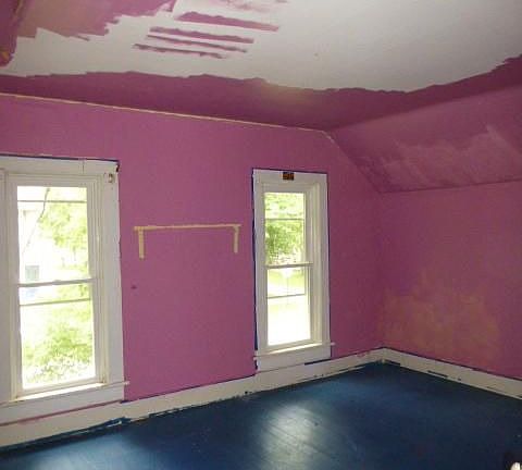 5th image of 304 N Squire St