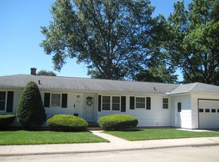 1328 9th Ave, Fulton, IL 61252