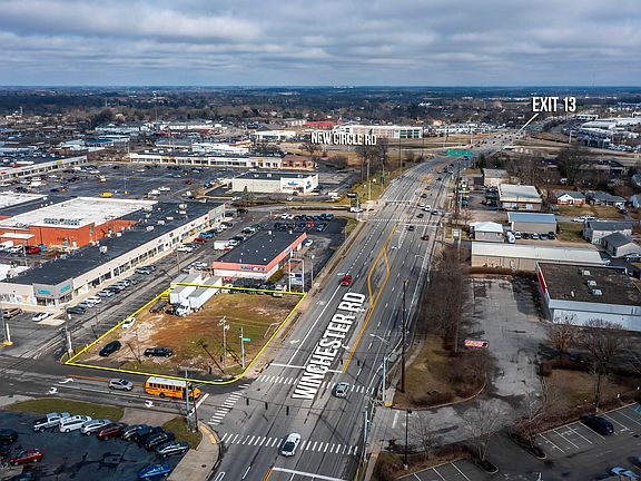 5th image of 1209 Winchester Rd