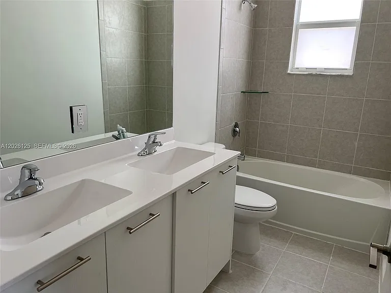 2340 NW 130th Ter — Photo 43