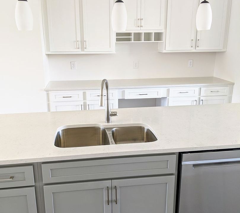 1st image of 110 Greenbrook North Way