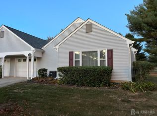 601 Waverly Way #B, Monroe Township, NJ 08831
