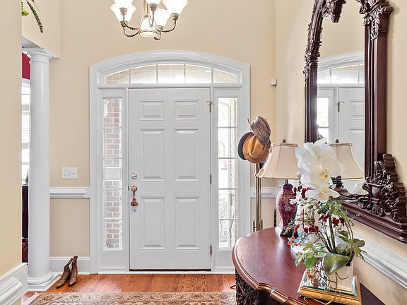 5th image of 3804 Verdura Dr