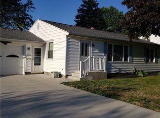 22 Leon Pl, Fredonia, NY