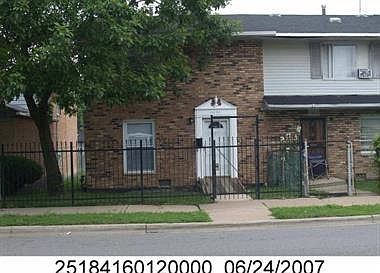5th image of 11031 S Vincennes Ave