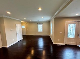 241 North St, Salem, MA 01970