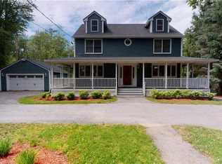 16 Harris Ave, Lincoln, RI 02865