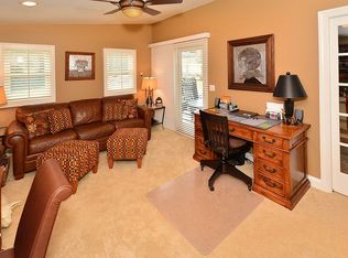 20 Stuart St, Waldwick, NJ 07463