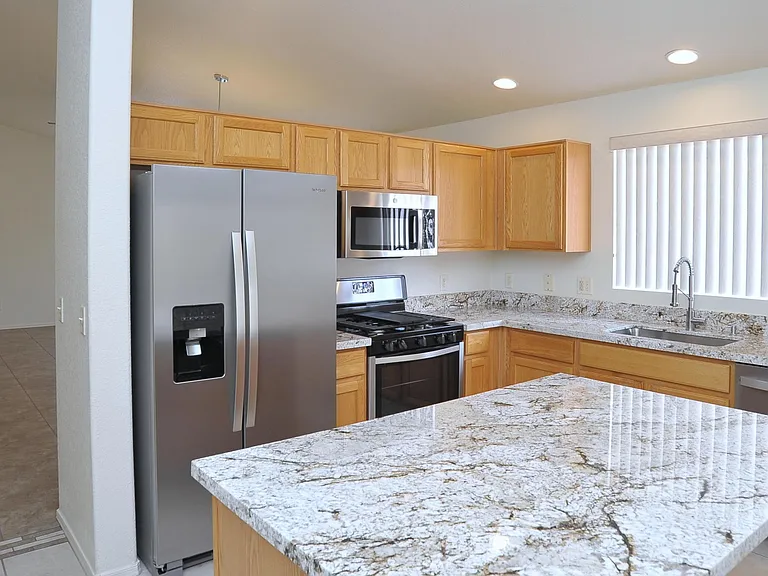 2633 W Cezanne Cir — Photo 14