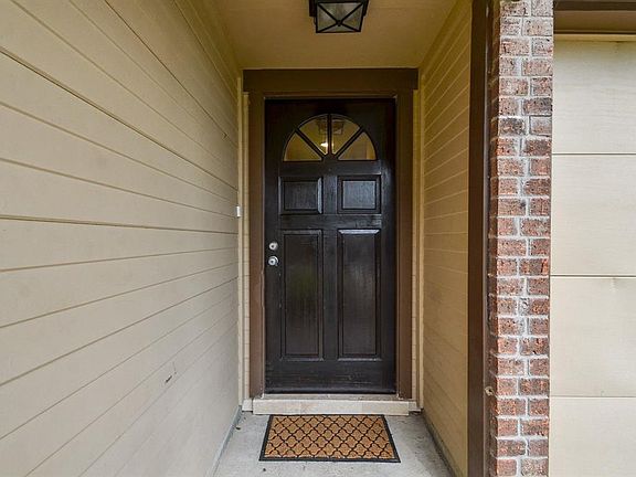 4th image of 6452 Horsepen Bayou Dr
