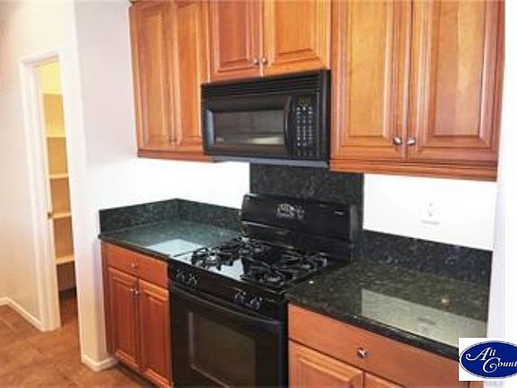 5th image of 34707 Chinaberry Dr