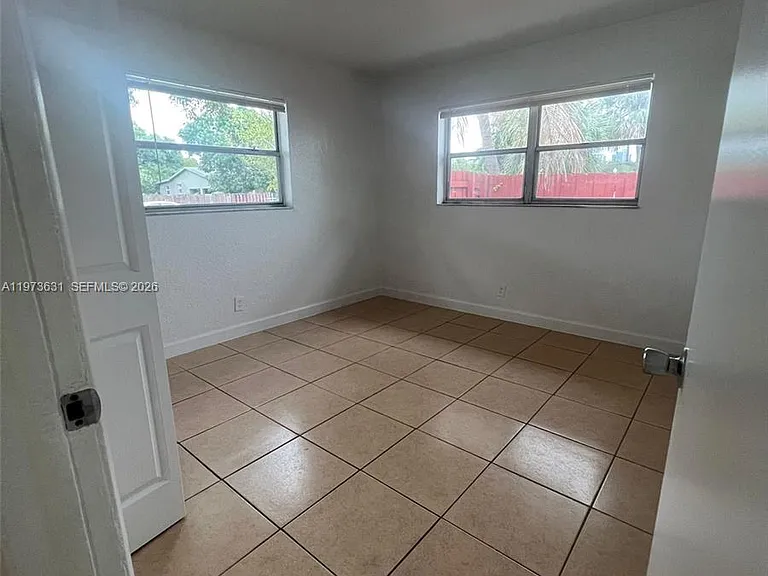 919 NW 2nd Ave #1 — Photo 19