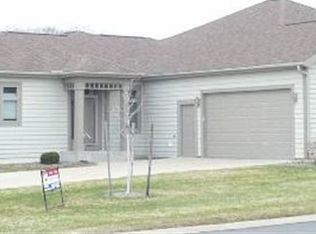 1702 Woodsview Dr, Marshfield, WI 54449