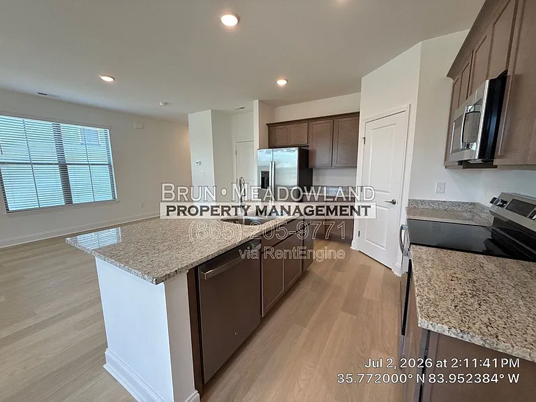 1725 Bennett Village Dr — Photo 8
