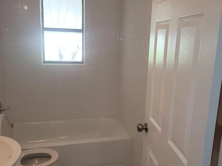 2906 Christian Dr — Photo 6