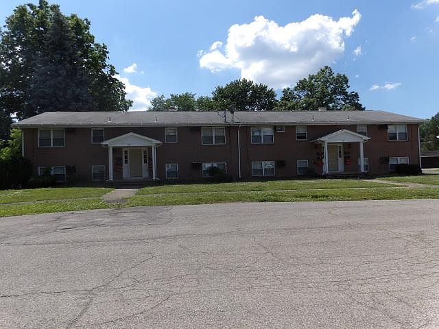 1st image of 970 Patricia Dr APT 2