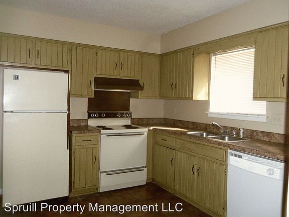 3rd image of 1016 Louisville St Ste A