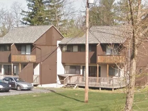 184 Legion Ln #184, State College, PA 16801