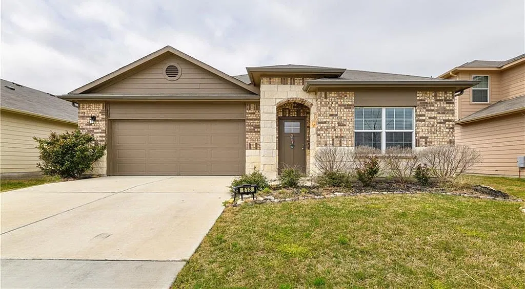 x Donegal Lane 613 -- Kat - 1 — Photo 1