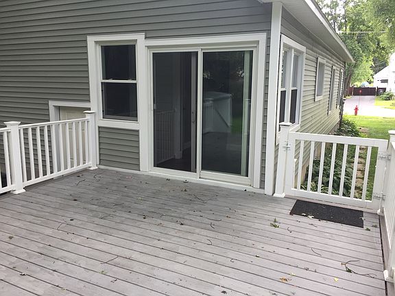 5th image of 81 McLean St