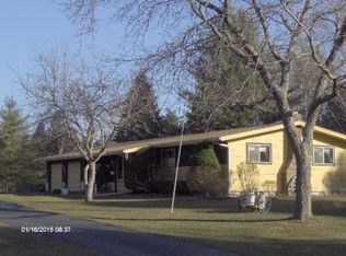 6520 Snover Rd, Port Sanilac, MI 48469