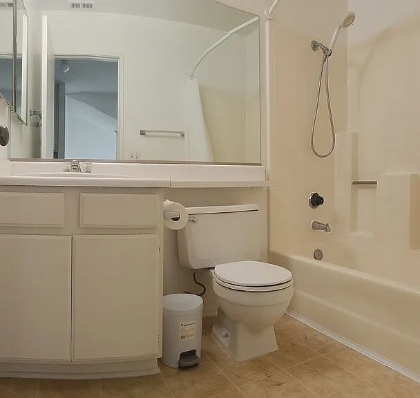 323 Blackfoot Ln — Photo 10