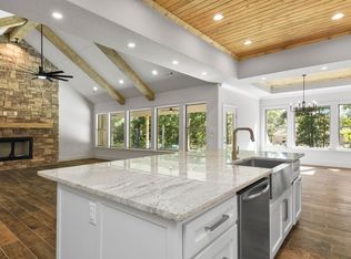 4 Muthill Ln, Bella Vista, AR 72715