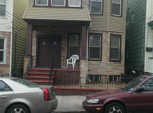 204 Grant Ave, Jersey City, NJ 07305