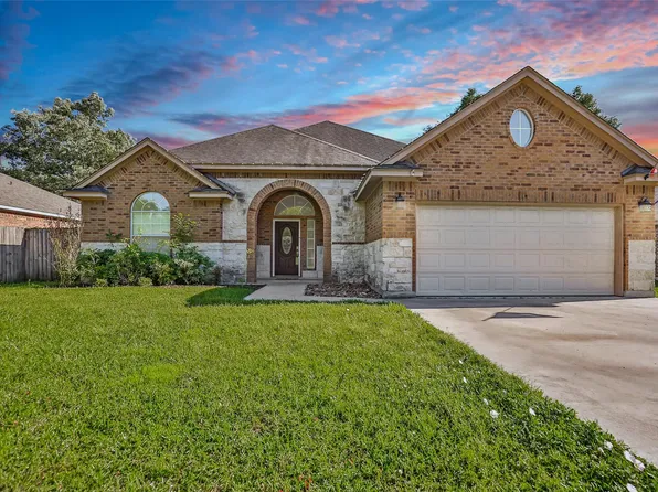 2707 Lake Breeze Ln, Crosby, TX 77532
