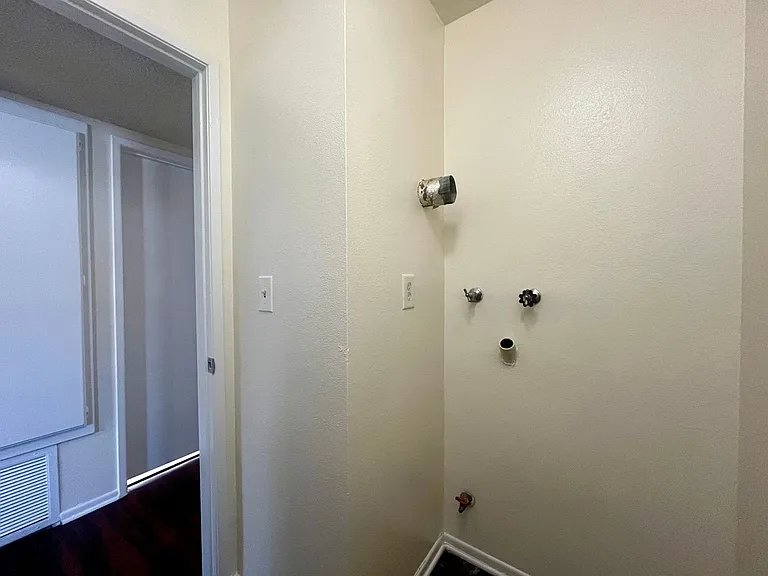 26128 Belle Porte Ave #4 — Photo 7