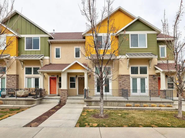 8962 S Valley Bend Ct, Sandy, UT 84094