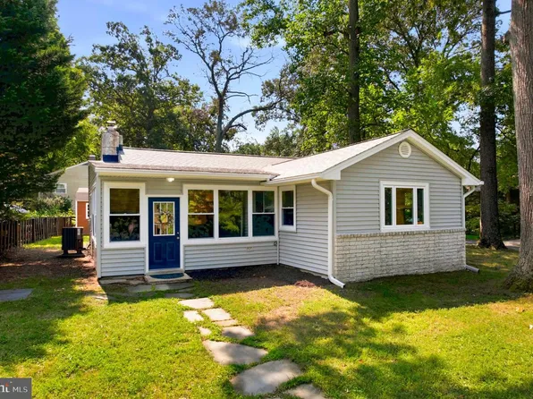 790 Rolling View Dr, Annapolis, MD 21409