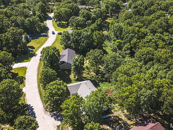 2nd image of 20305 Henry Ln