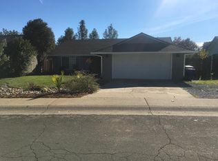2325 Candlewood Dr, Redding, CA 96003