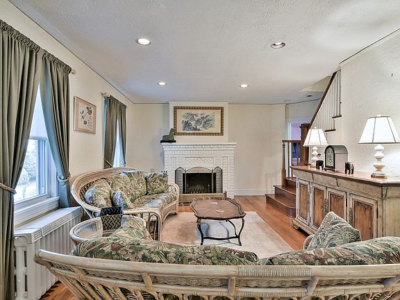 Living Rm