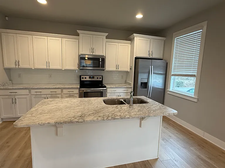 758 Cottage Park Dr — Photo 59